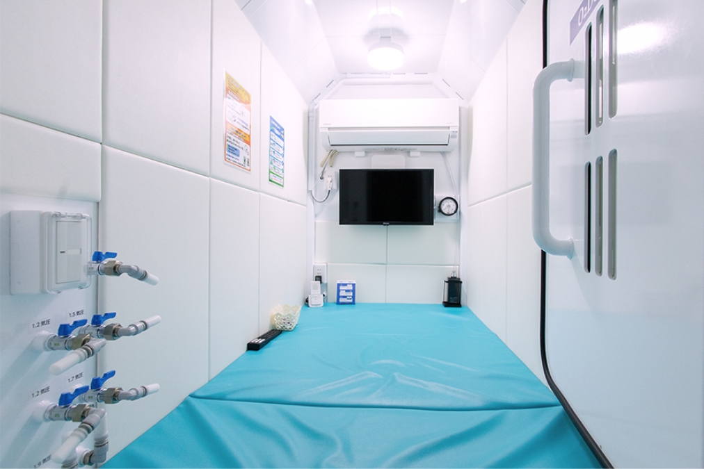 酸素カプセル内の様子